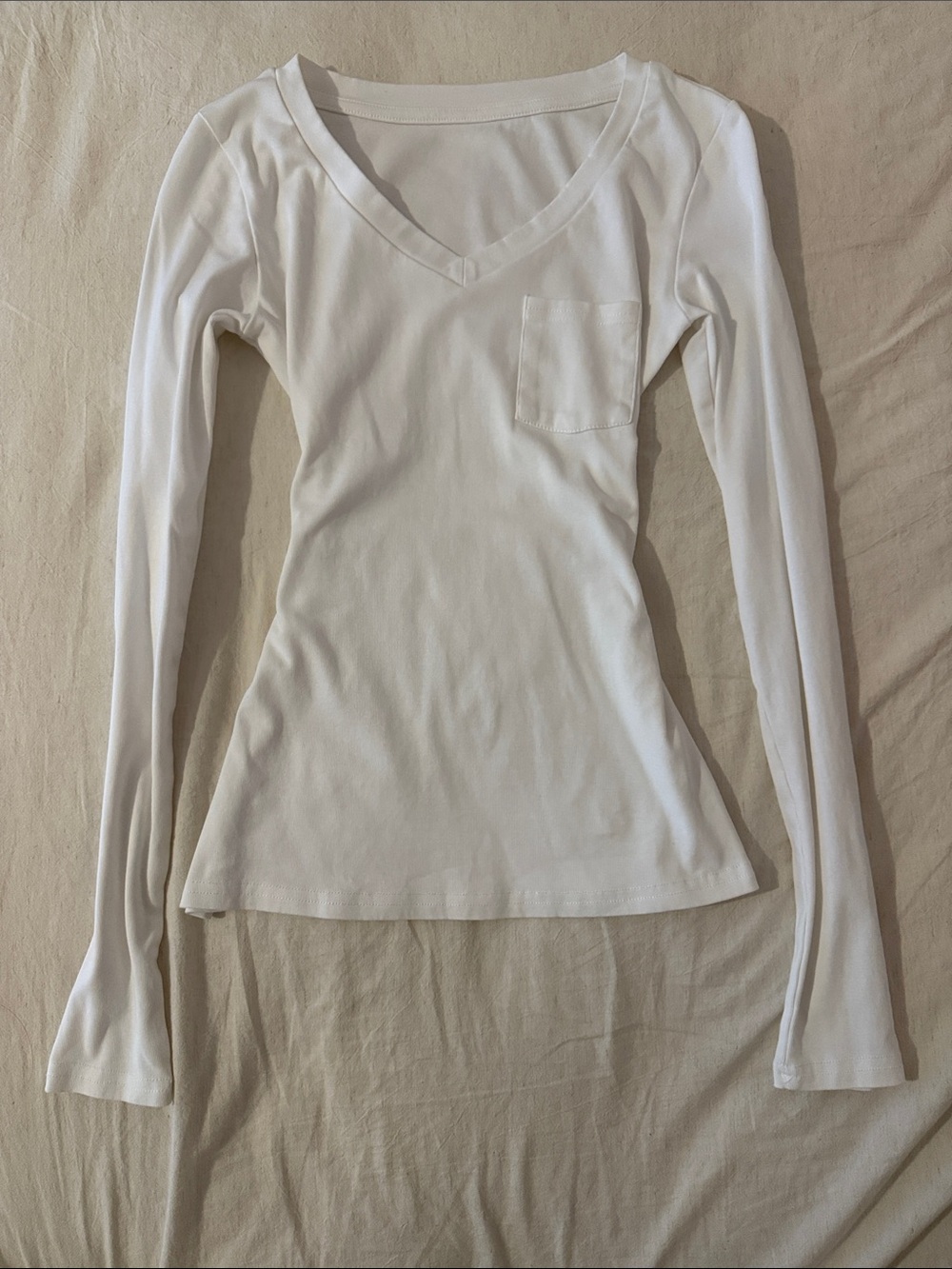 White Long Sleeve V-Neck Pocket Tee